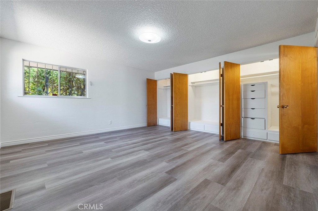 947 S Stanford Ave, Fresno, CA 93727