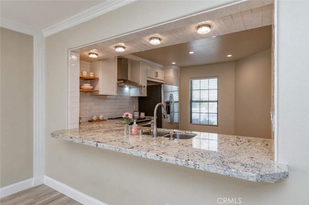 923 E Foxhill, Fresno, CA 93720