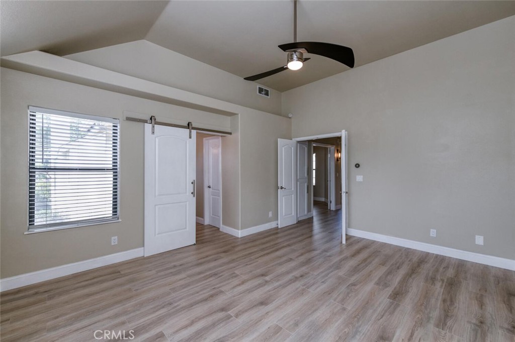 923 E Foxhill, Fresno, CA 93720