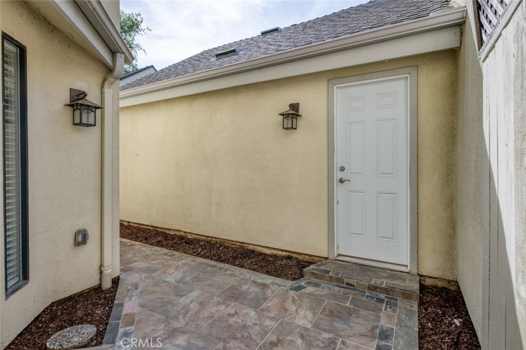 923 E Foxhill, Fresno, CA 93720