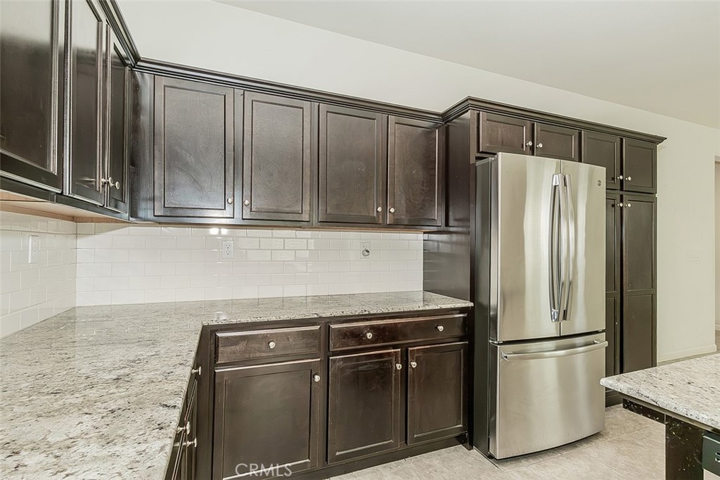 3415 Amanecer Ave, Clovis, CA 93619