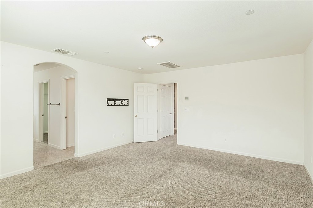 3415 Amanecer Ave, Clovis, CA 93619