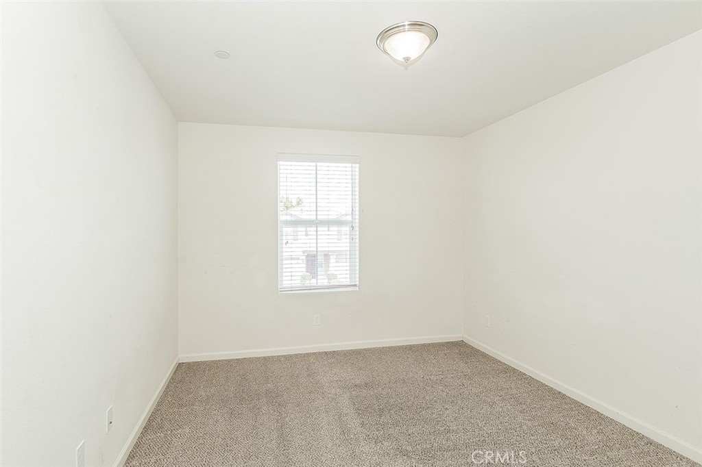 3415 Amanecer Ave, Clovis, CA 93619