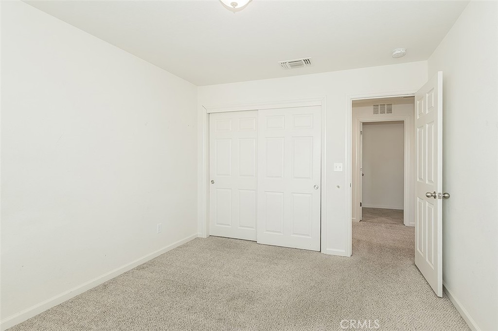 3415 Amanecer Ave, Clovis, CA 93619