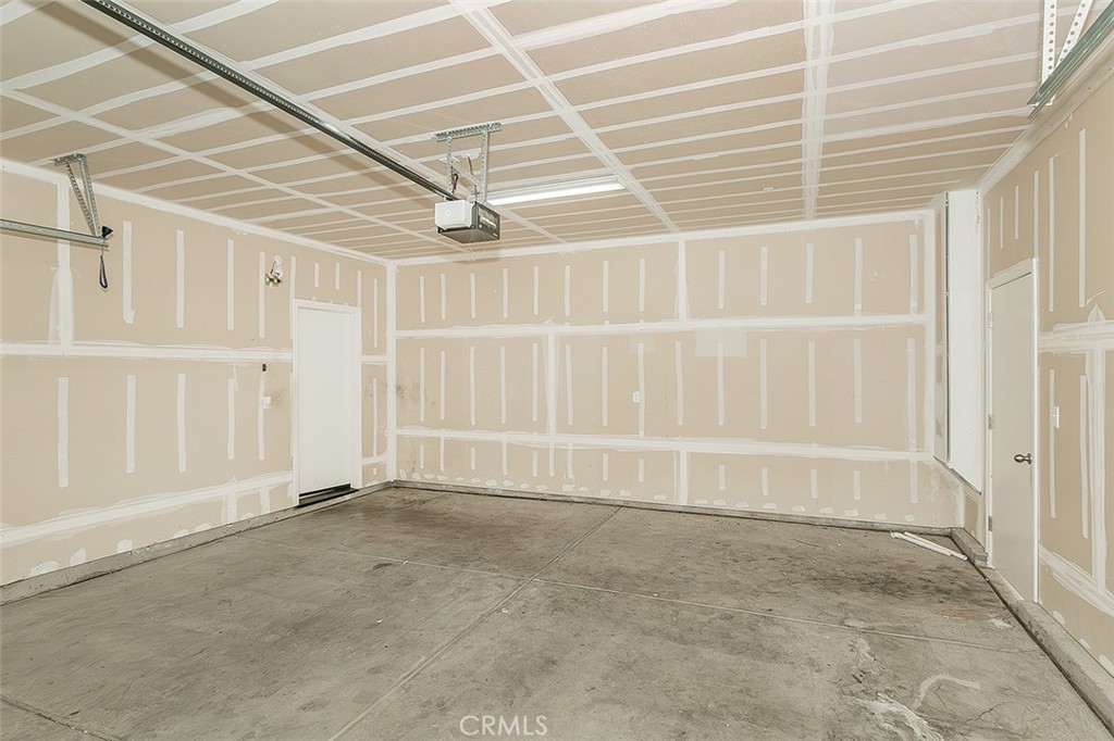 3415 Amanecer Ave, Clovis, CA 93619