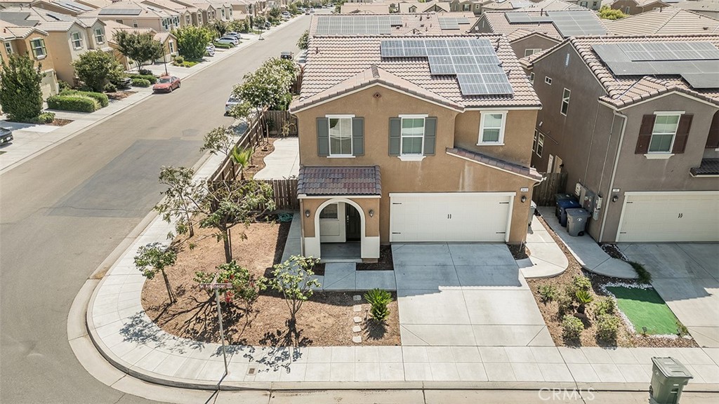 3415 Amanecer Ave, Clovis, CA 93619