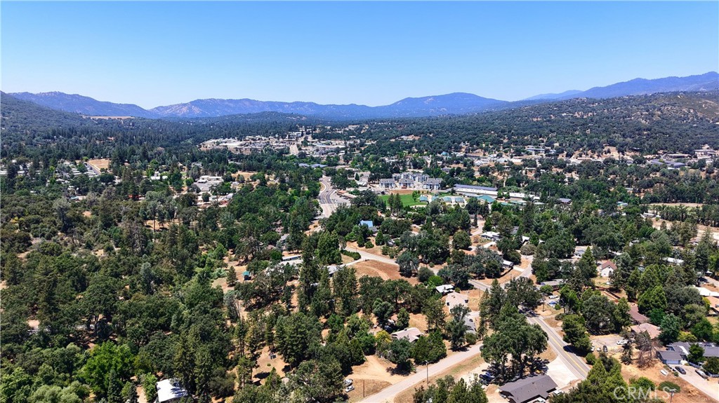 39670 Highview, Oakhurst, CA 93644