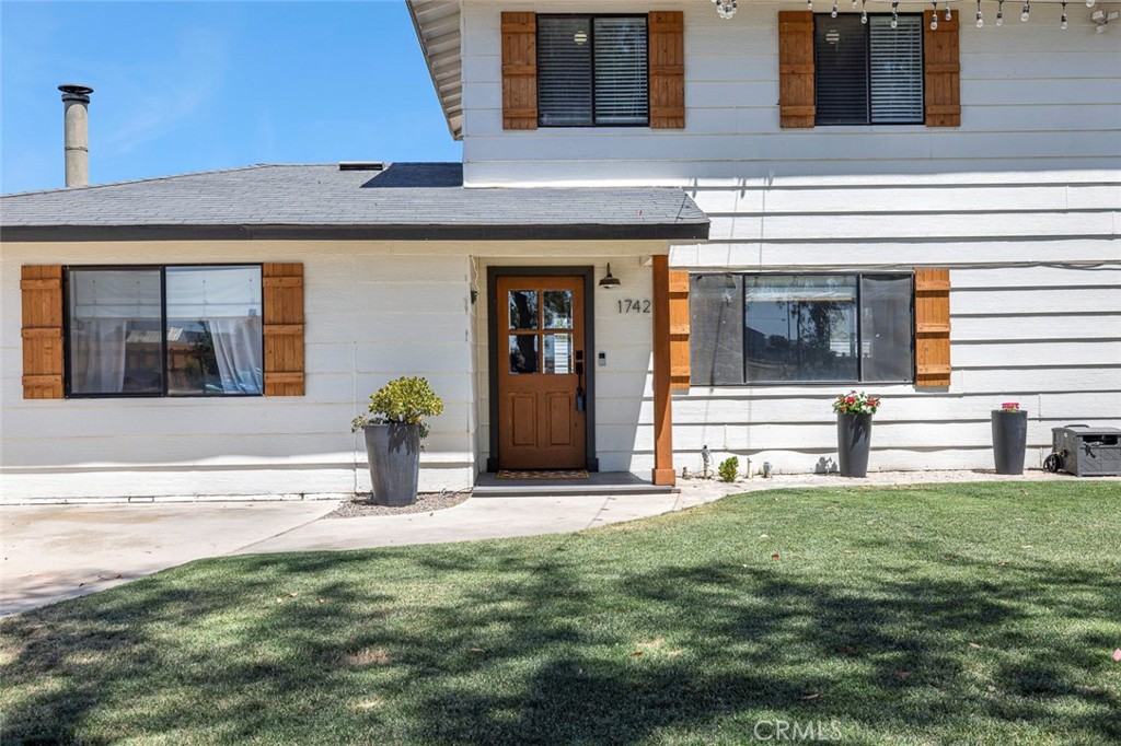 17421 Mark Rd, Madera, CA 93636