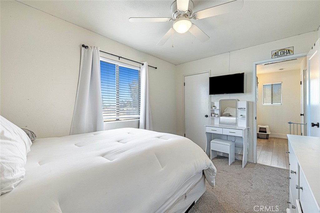 17421 Mark Rd, Madera, CA 93636