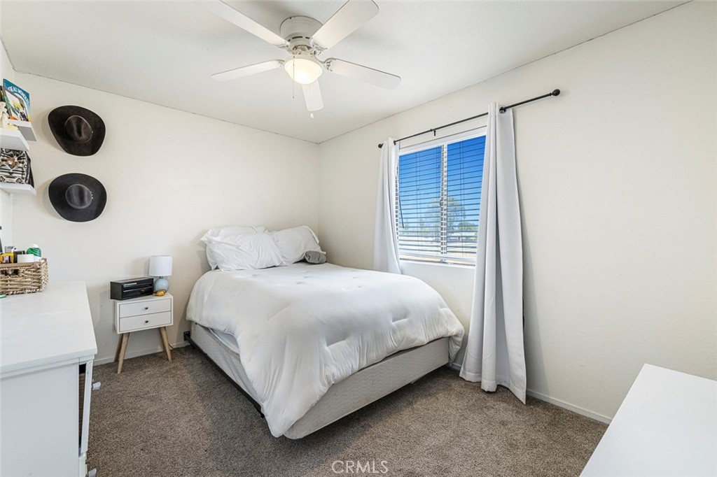 17421 Mark Rd, Madera, CA 93636