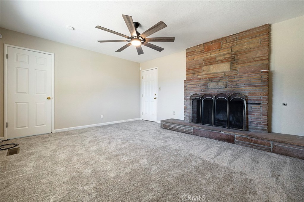 1122 Kensington Dr, Merced, CA 95340