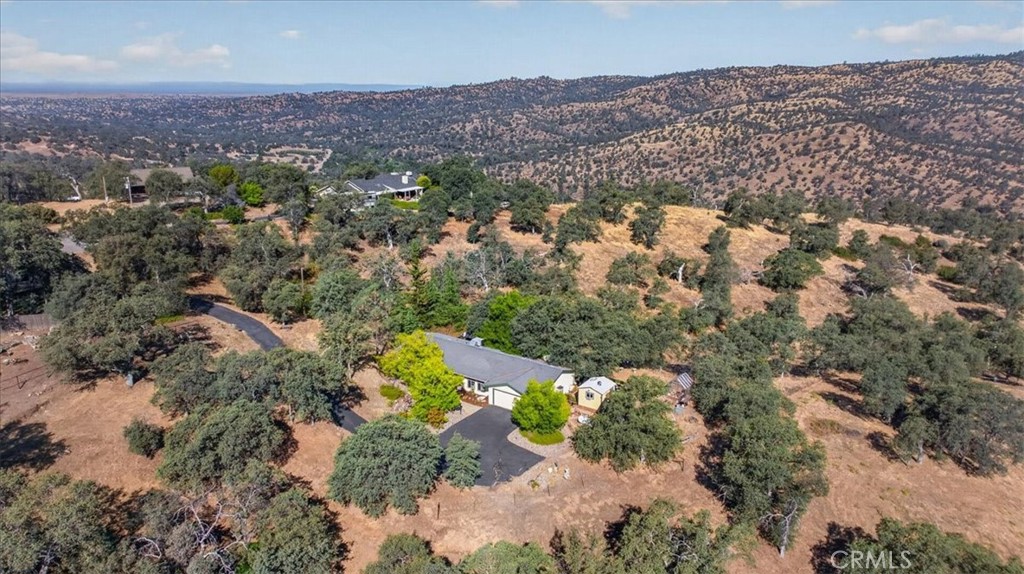 41393 Roaring River Way, Coarsegold, CA 93614