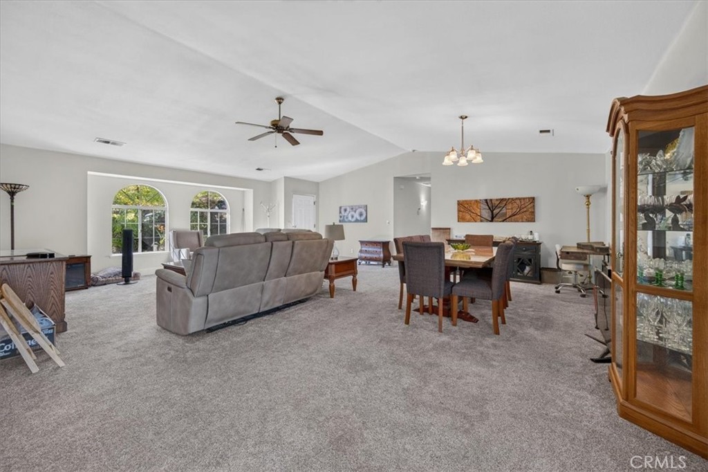 41393 Roaring River Way, Coarsegold, CA 93614