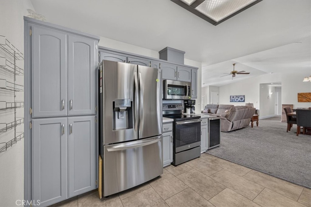 41393 Roaring River Way, Coarsegold, CA 93614