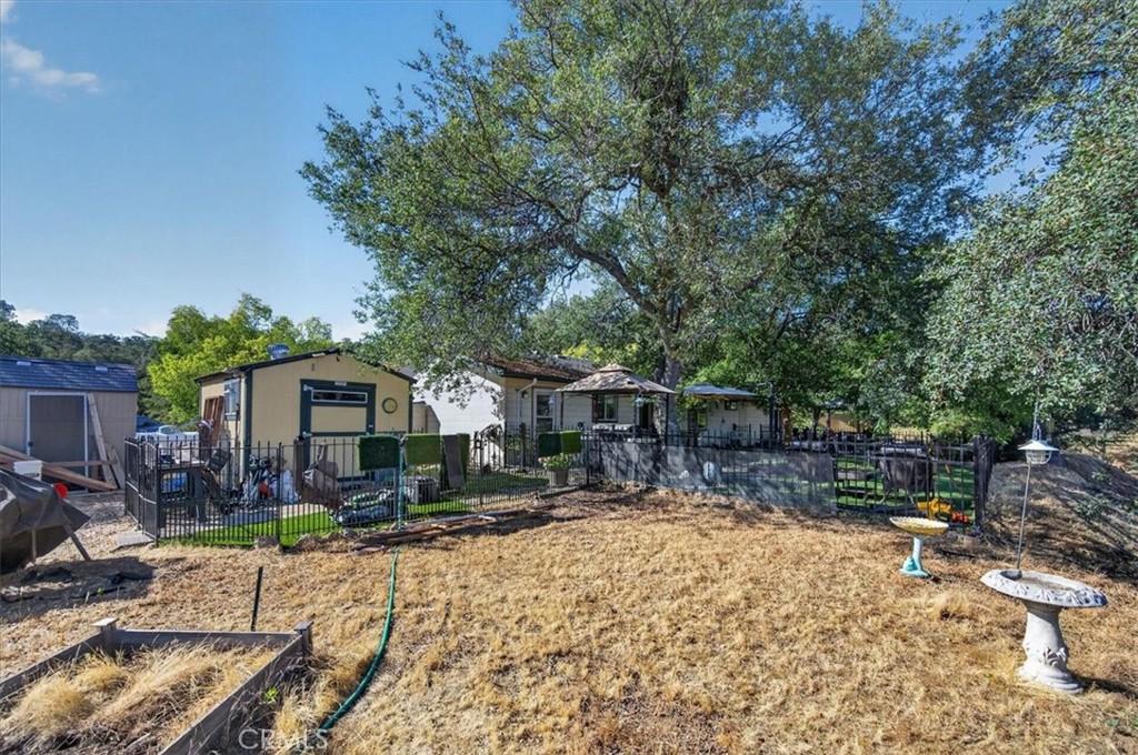 41393 Roaring River Way, Coarsegold, CA 93614