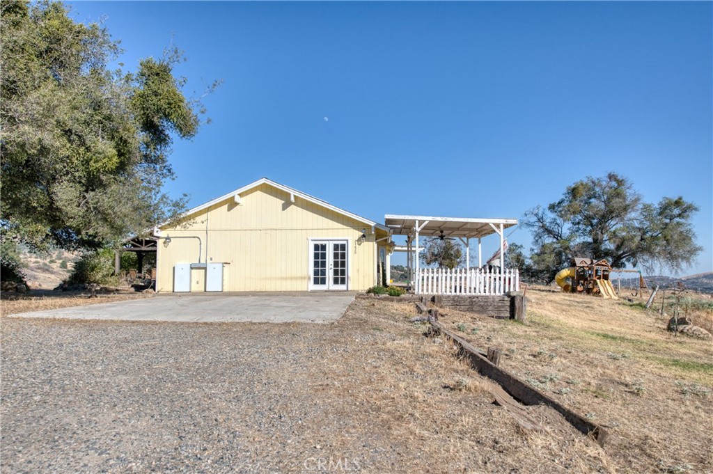24620 Auberry Rd, Clovis, CA 93619