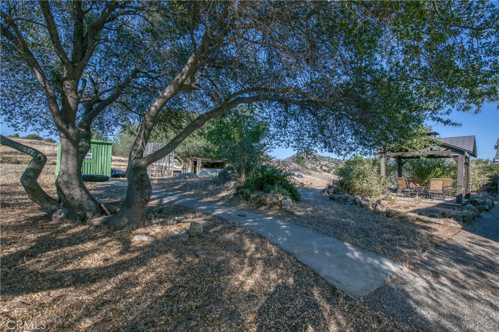 24620 Auberry Rd, Clovis, CA 93619