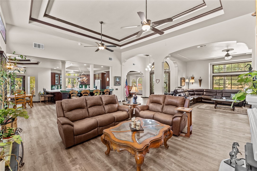 32933 Success Valley Dr, Porterville, CA 93257