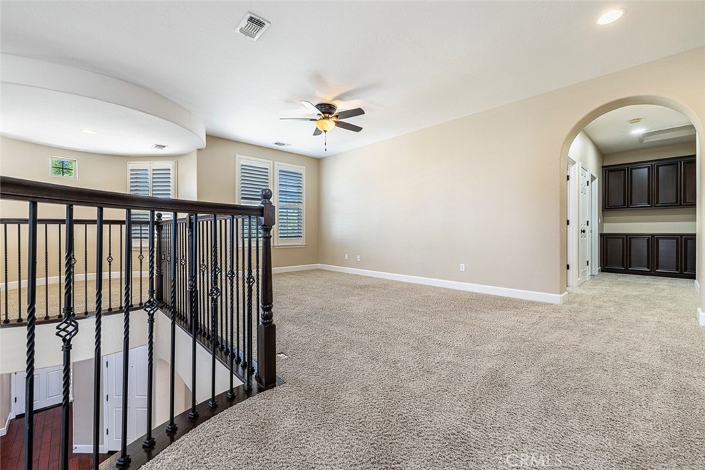 1135 N Whittier Ave, Clovis, CA 93611