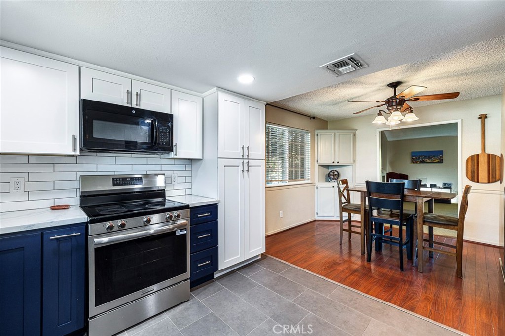 2183 E Fallbrook Ave, Fresno, CA 93720