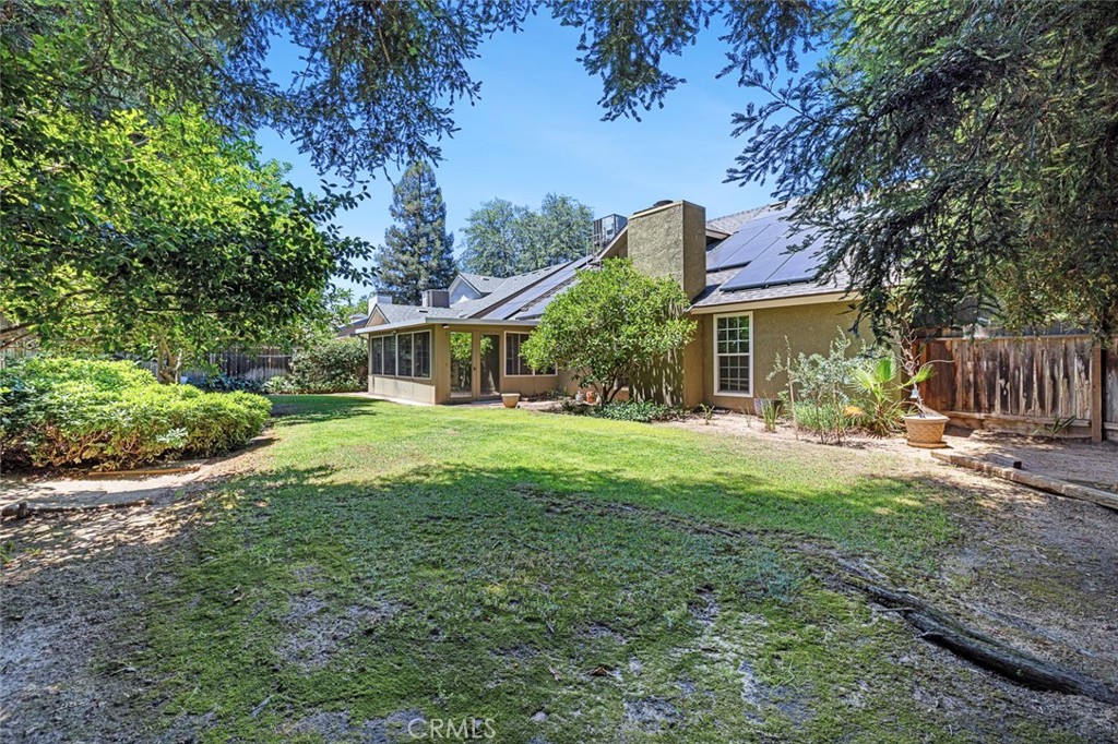 2183 E Fallbrook Ave, Fresno, CA 93720
