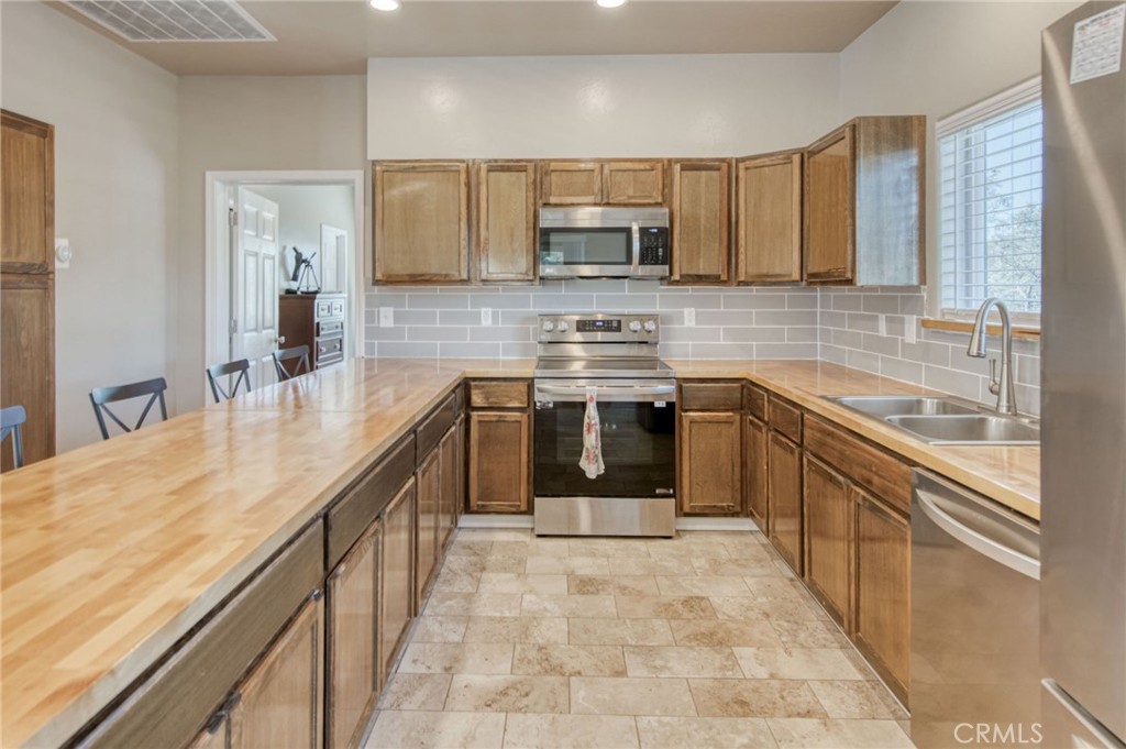 28053 Sky Harbour, Friant, CA 93626
