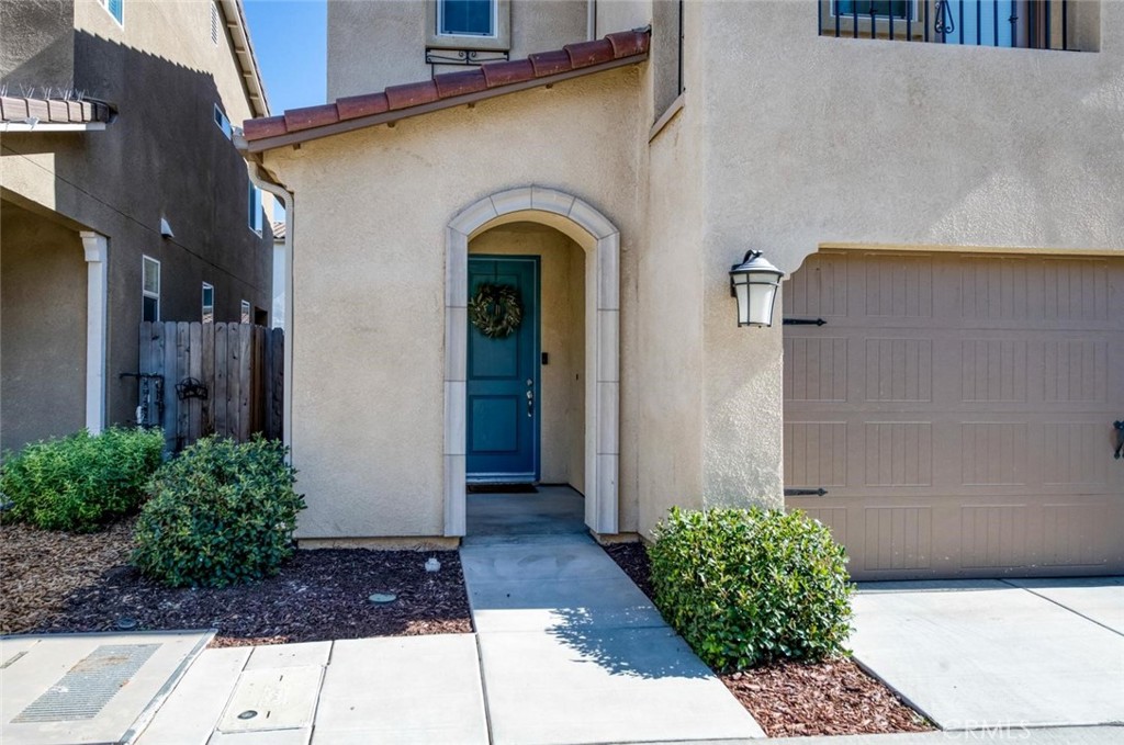 836 W Winchell, Madera, CA 93636