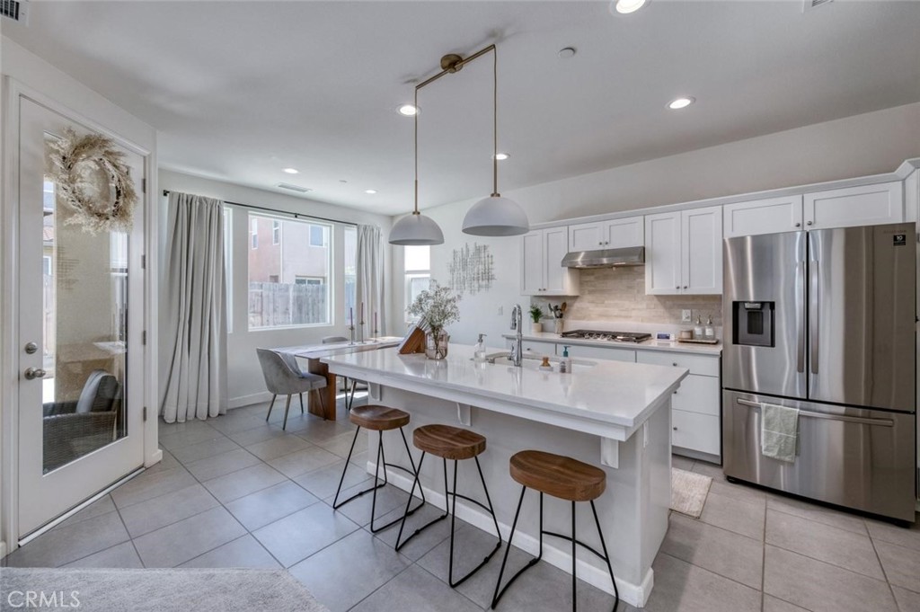 836 W Winchell, Madera, CA 93636