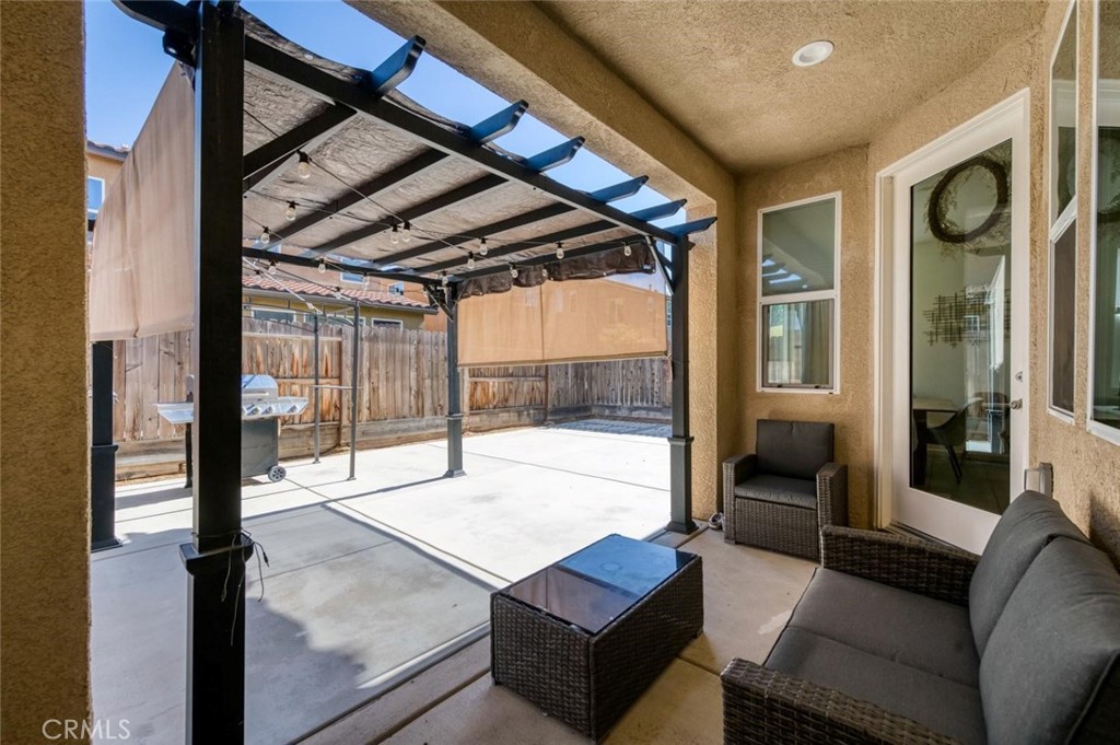 836 W Winchell, Madera, CA 93636