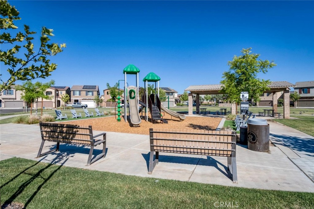 836 W Winchell, Madera, CA 93636