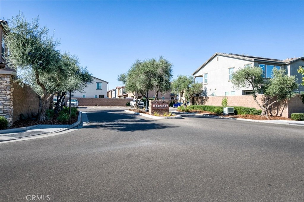 836 W Winchell, Madera, CA 93636