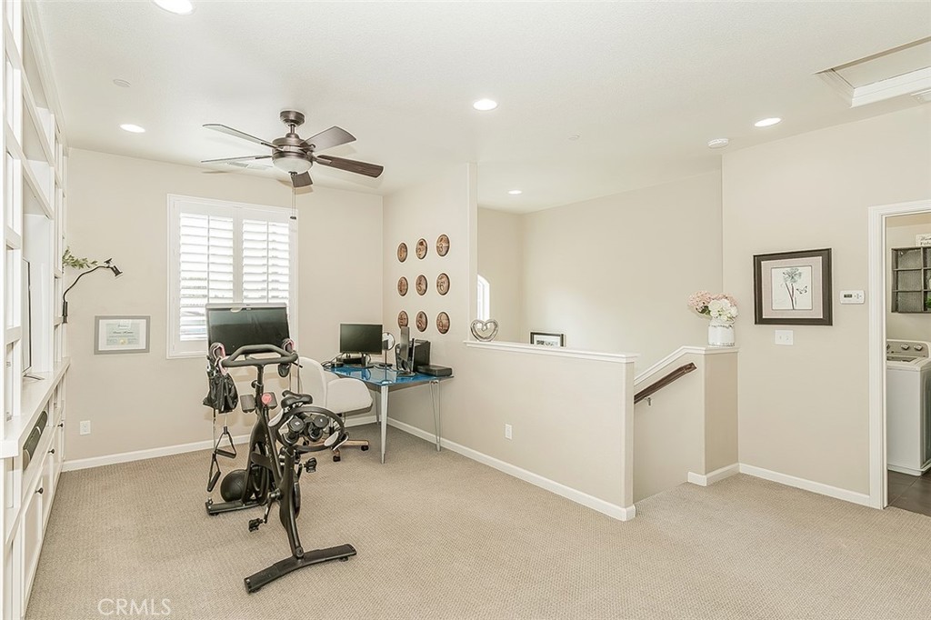 7049 N Cedar Hill, Fresno, CA 93722