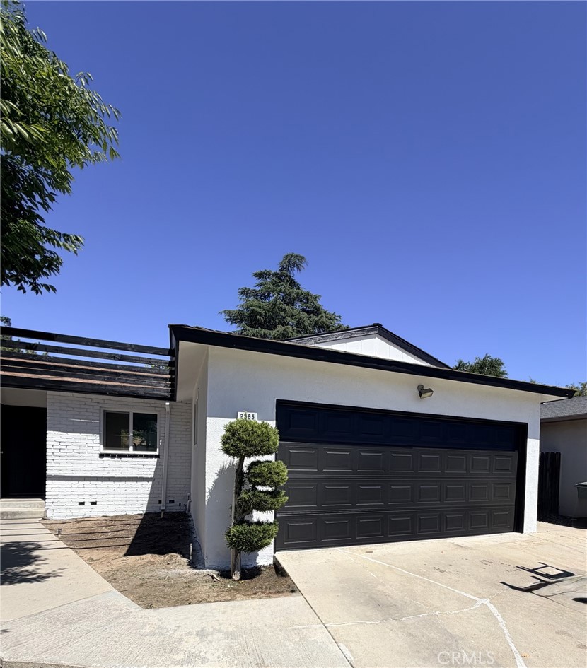 2365 Fordham, Clovis, CA 93611