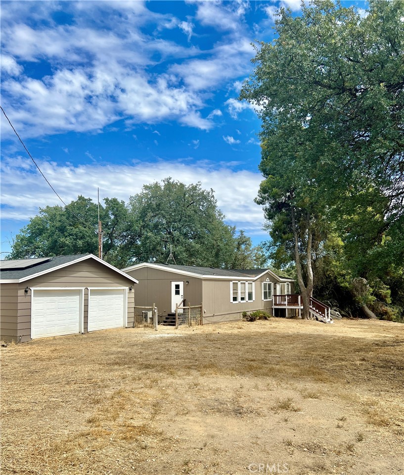 33831 Medford, Auberry, CA 93602