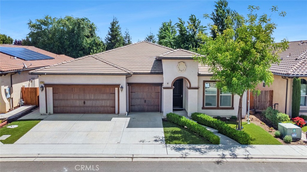 5796 N San Miguel, Fresno, CA 93723
