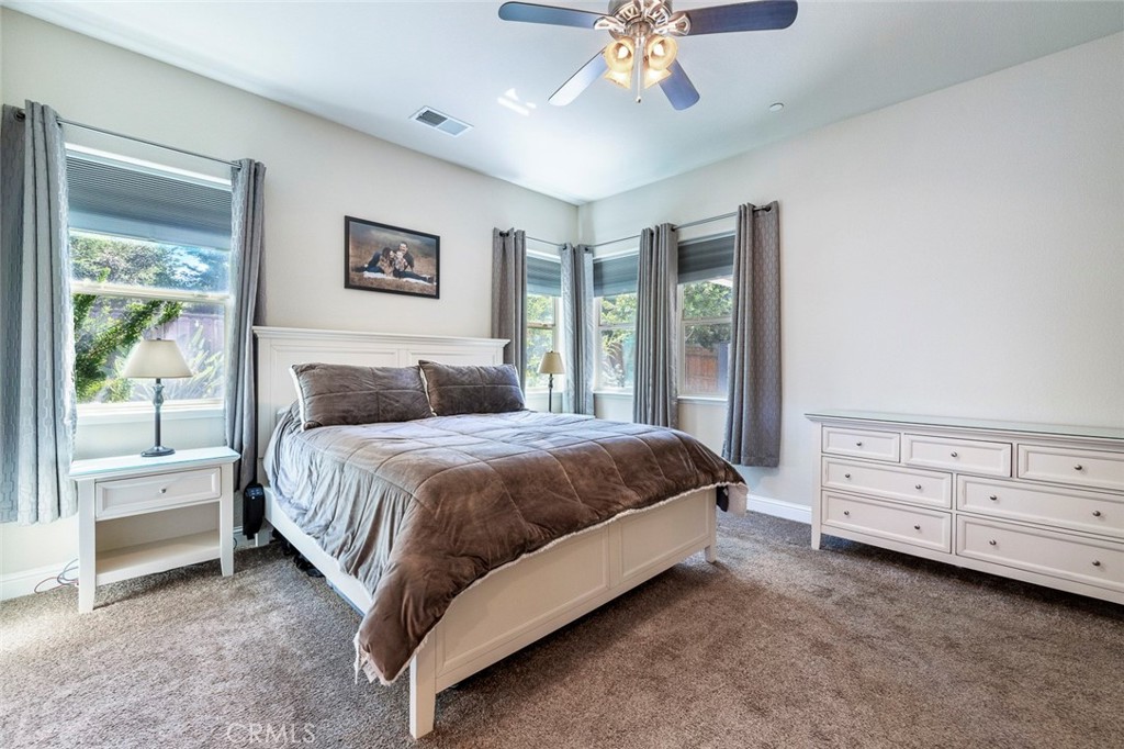 5796 N San Miguel, Fresno, CA 93723