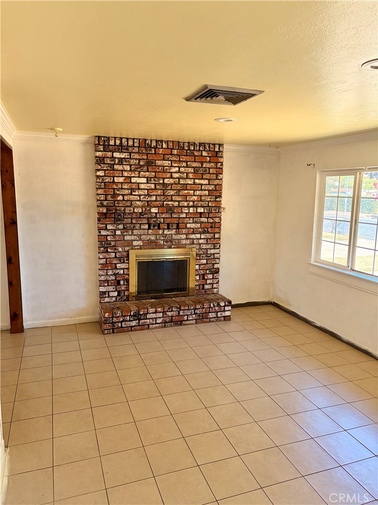 2581 E Gerard, Merced, CA 95341
