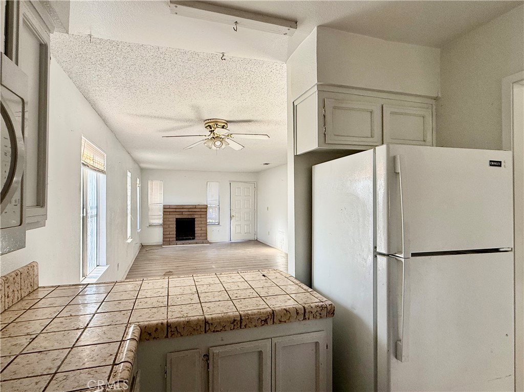 1027 W Dakota #113, Fresno, CA 93705