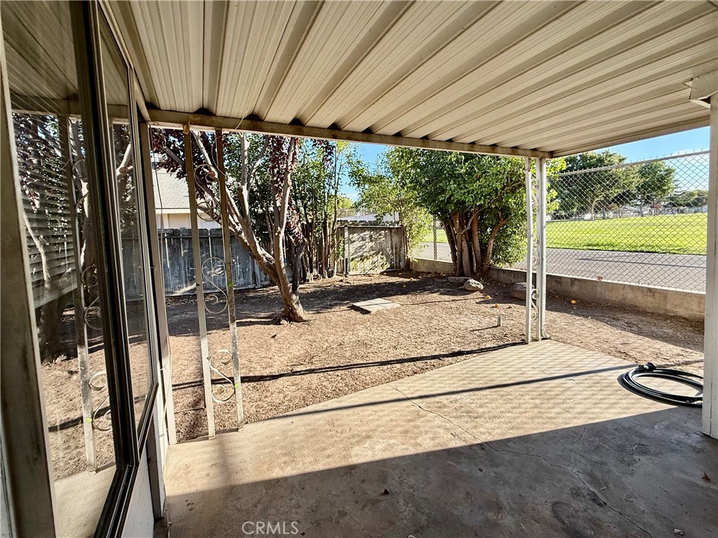 1027 W Dakota #113, Fresno, CA 93705