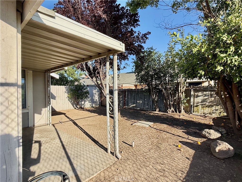 1027 W Dakota #113, Fresno, CA 93705