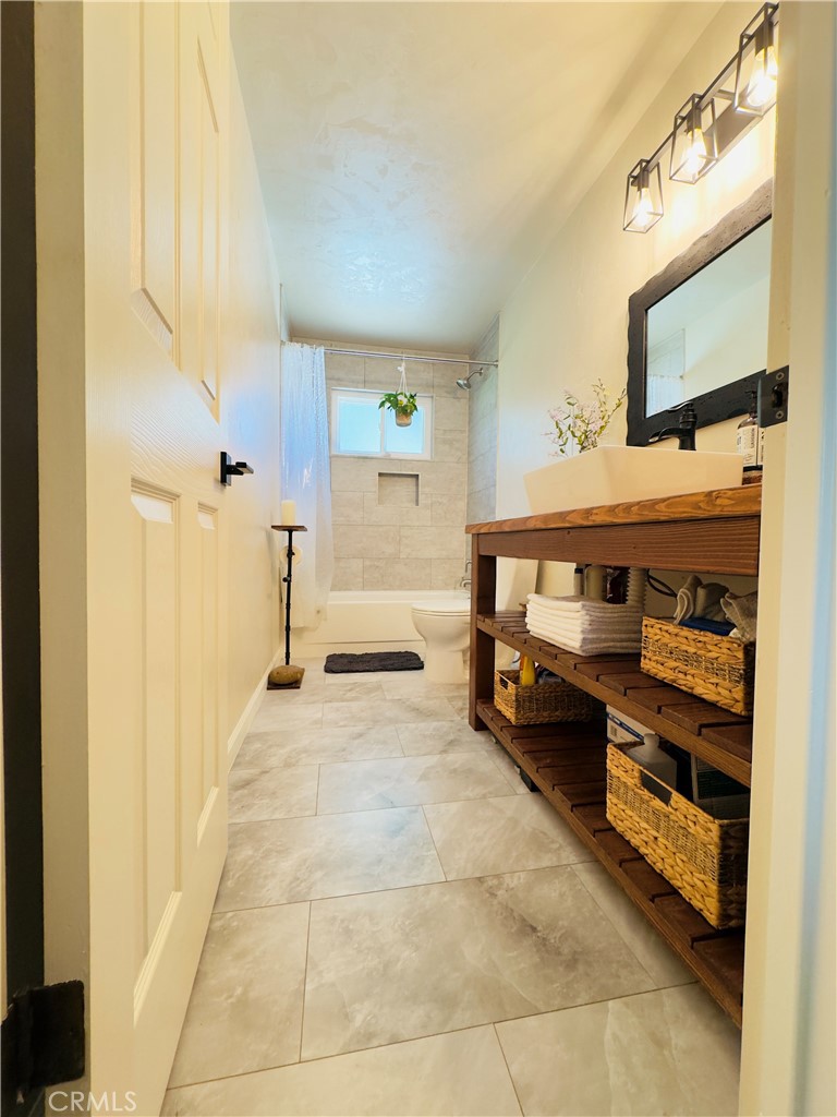 5146 Dartmouth, Visalia, CA 93277