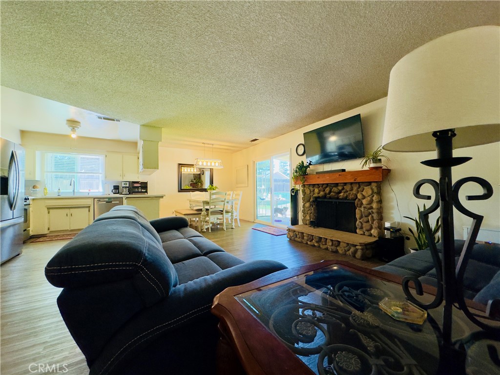 5146 Dartmouth, Visalia, CA 93277