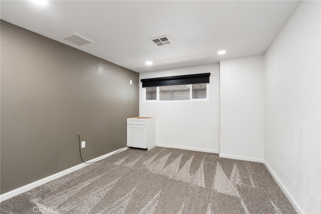 1001 Sylmar Ave #173, Clovis, CA 93612