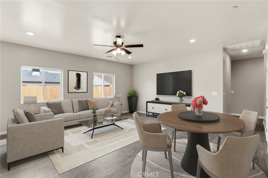 3447 E Douglas Ave, Visalia, CA 93292