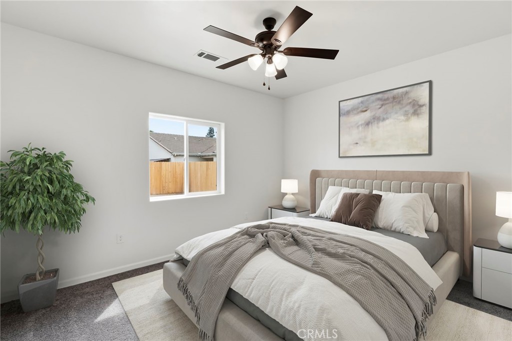 3447 E Douglas Ave, Visalia, CA 93292