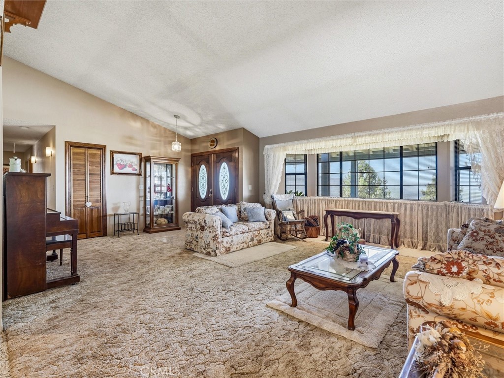 5311 Chowchilla Mtn. Rd., Mariposa, CA 95338