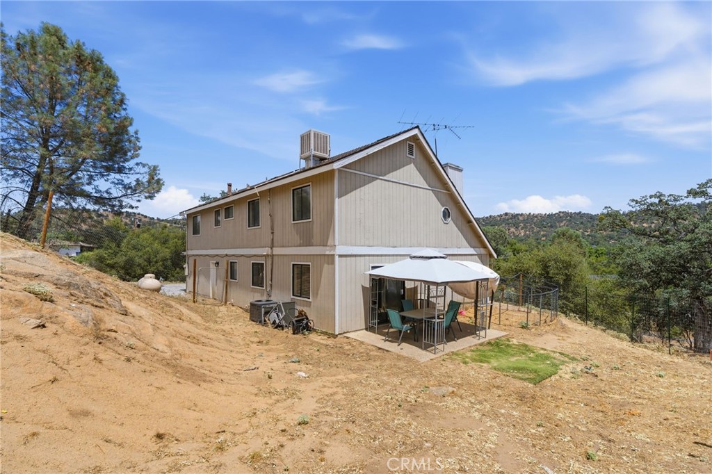 30880 Yosemite Springs, Coarsegold, CA 93614