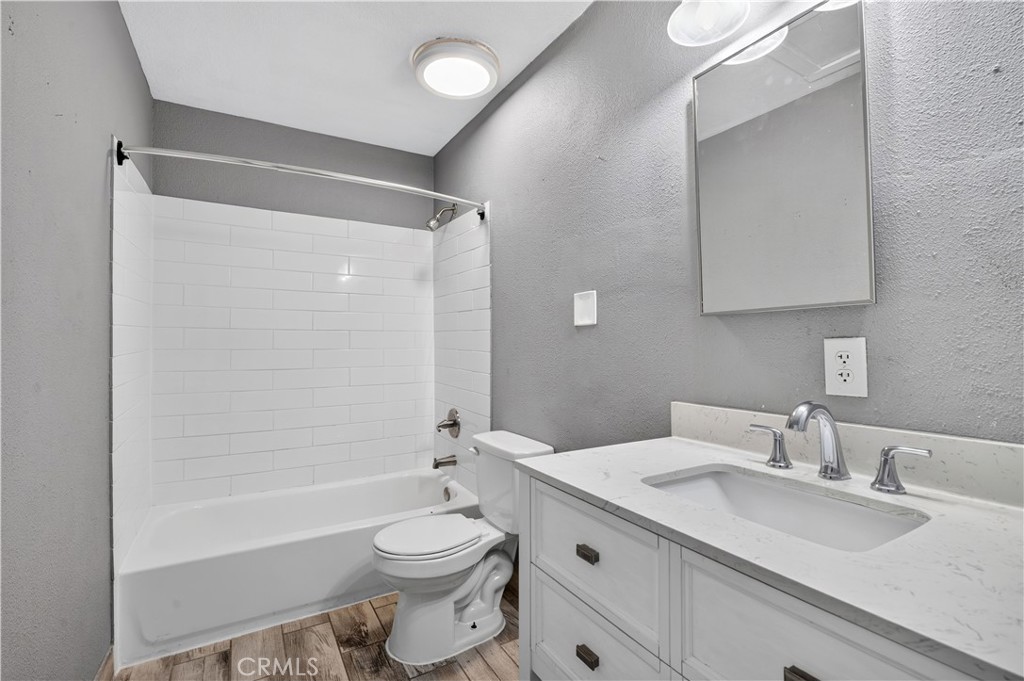 5 E Saginaw, Fresno, CA 93704