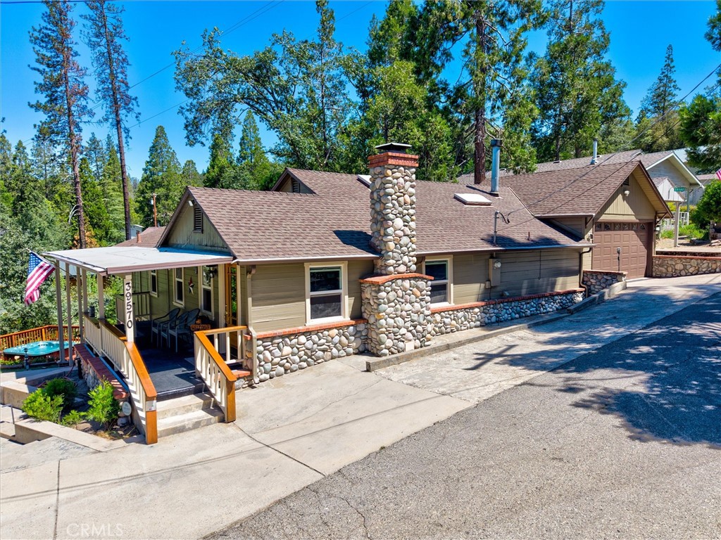 39570 Saunders, Bass Lake, CA 93604