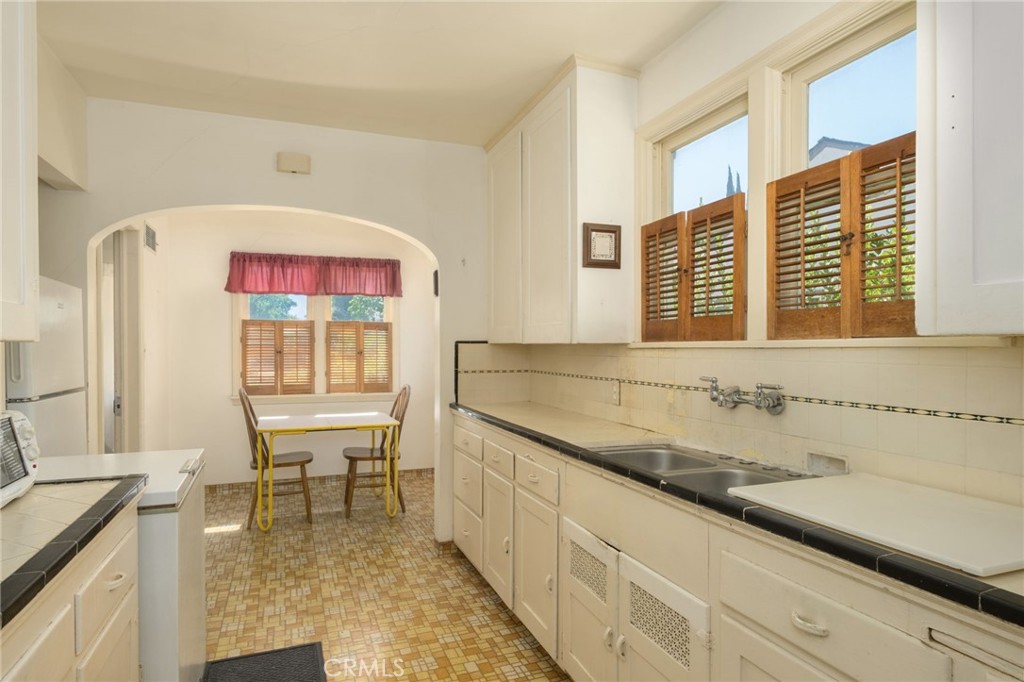 1845 N Arthur, Fresno, CA 93705